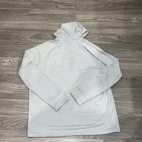 Motion running hoodie. Size XL. NWT - Picture 4 of 4